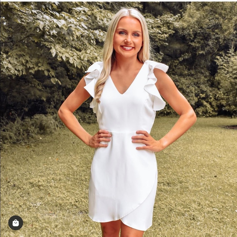 DO+BE Ruffle Sleeve Dress